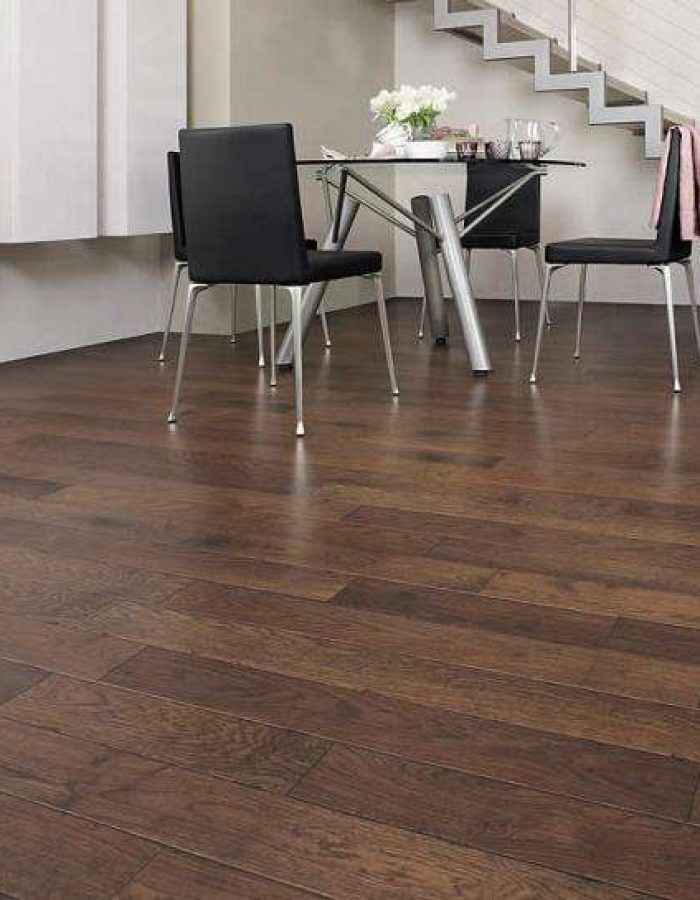 PISO HAZEN STYLE AC-4 1217*196*8 M2 (2,39M2xCAJA 10un)